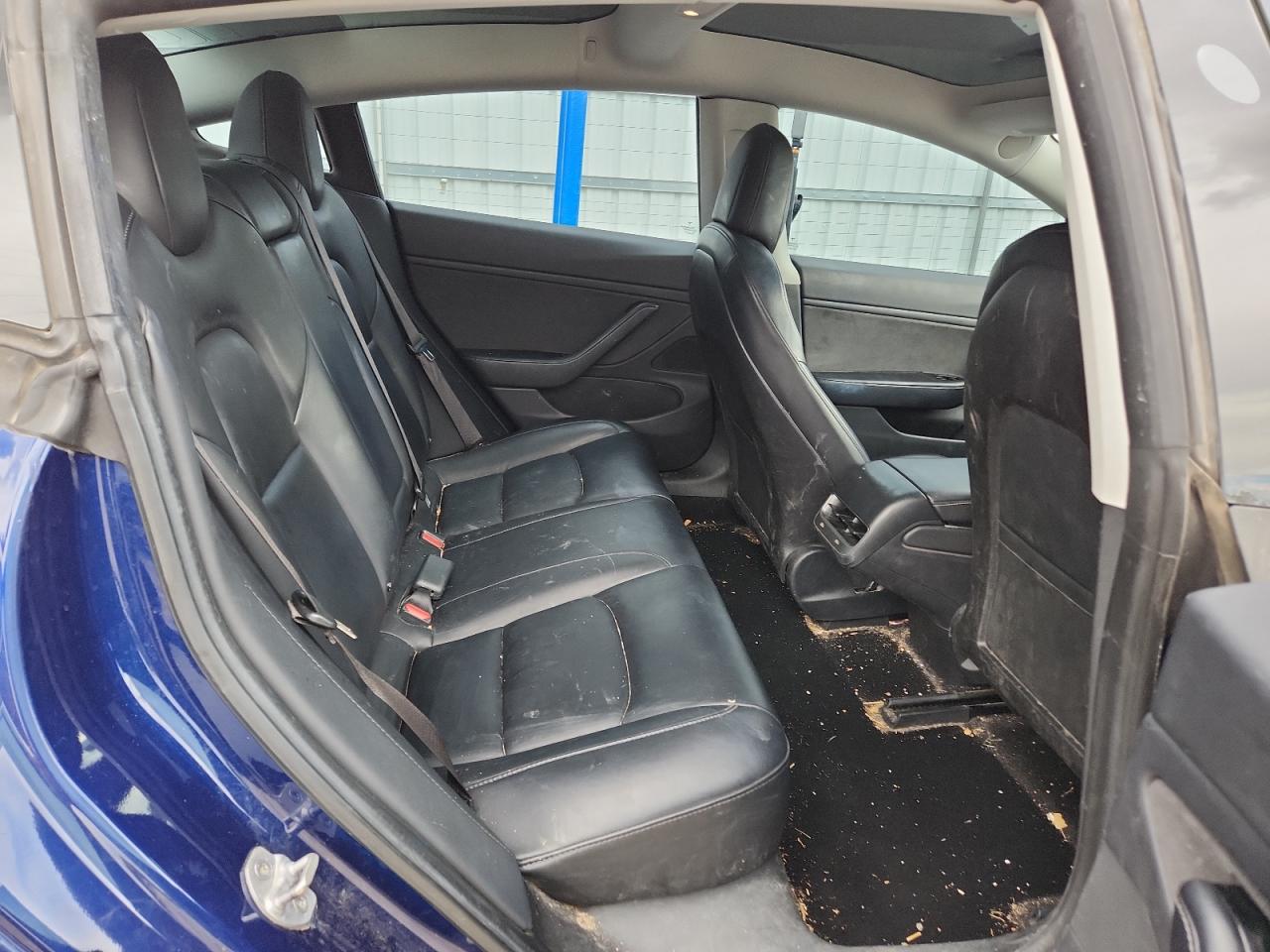 2018 Tesla Model 3 VIN: 5YJ3E1EB4JF083935 Lot: 84578775