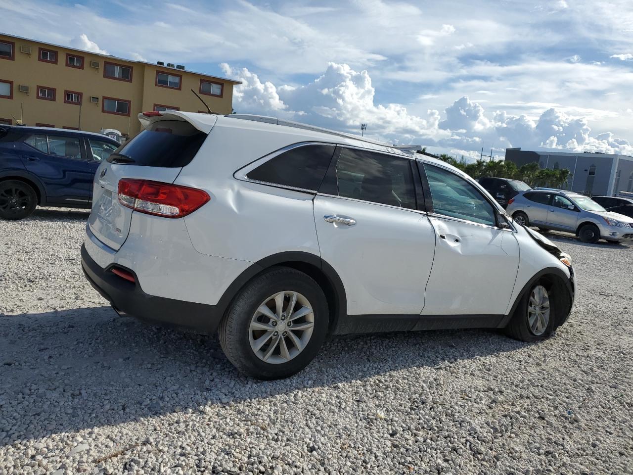 2017 Kia Sorento Lx VIN: 5XYPG4A34HG249532 Lot: 71213485