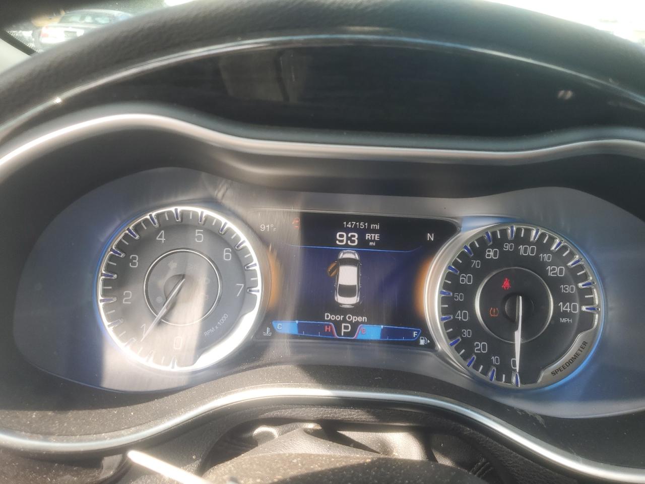 2015 Chrysler 200 C VIN: 1C3CCCCG2FN517248 Lot: 81879705