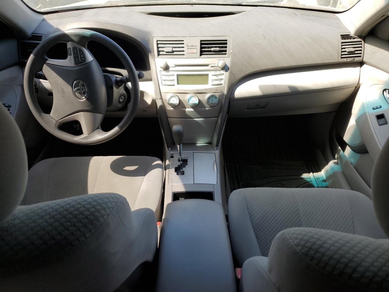 2009 Toyota Camry Base VIN: 4T1BE46KX9U335715 Lot: 71660135