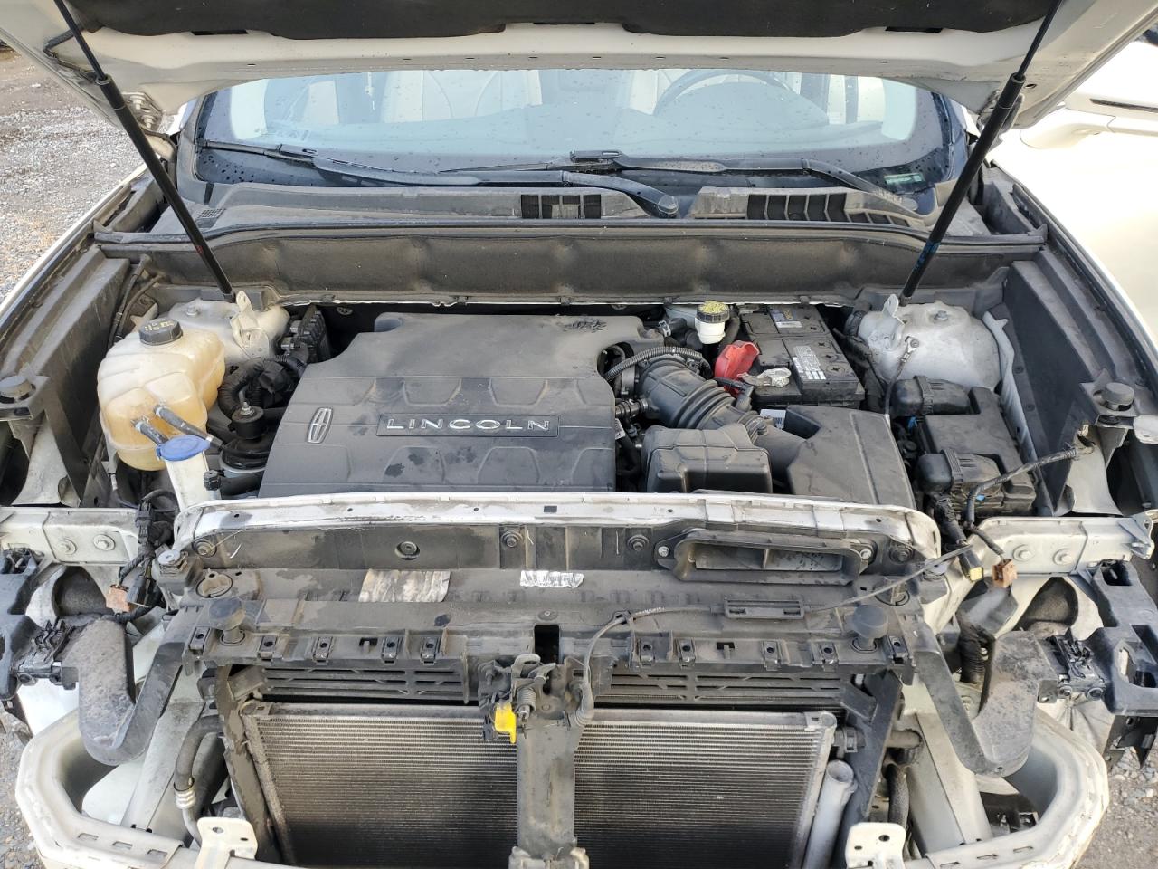 2016 Lincoln Mkx Reserve VIN: 2LMTJ8LR7GBL59941 Lot: 83959425