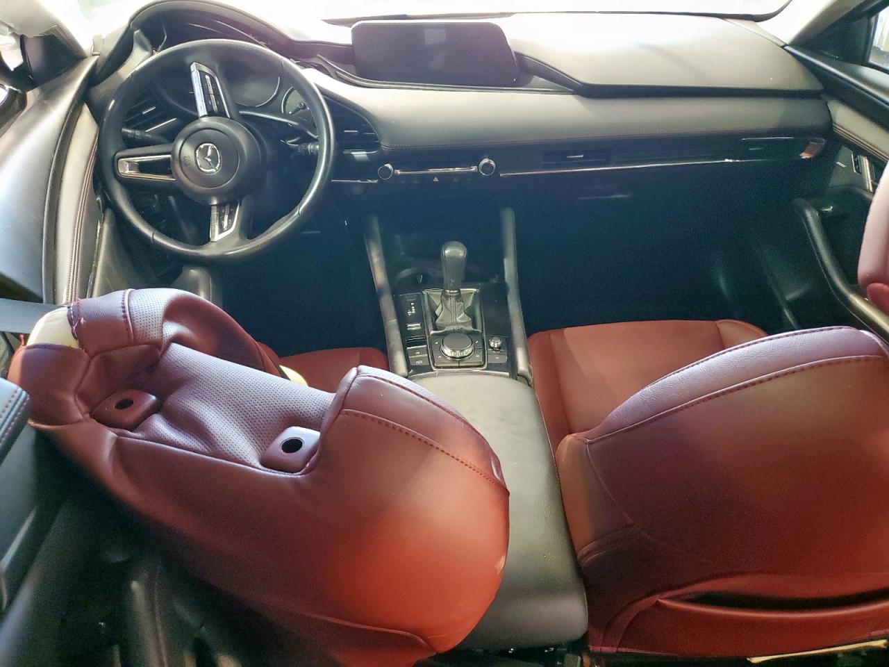 2023 Mazda 3 Preferred VIN: 3MZBPBCM7PM380182 Lot: 68924505