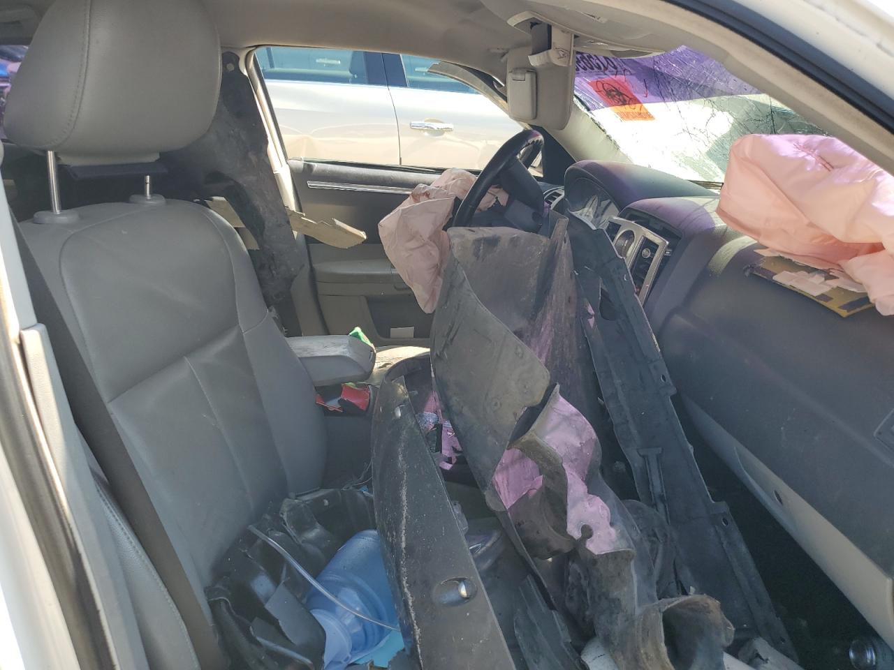 2006 Chrysler 300 Touring VIN: 2C3KA53GX6H466216 Lot: 81569645