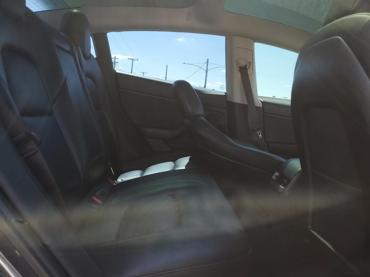 2019 Tesla Model 3 VIN: 5YJ3E1EA4KF426963 Lot: 72047155