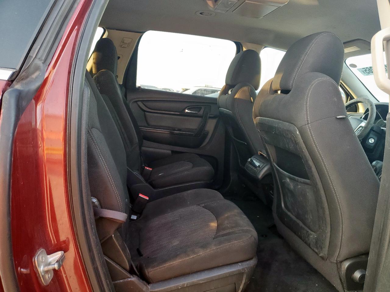 2015 Chevrolet Traverse Lt VIN: 1GNKRGKD8FJ341552 Lot: 81820265