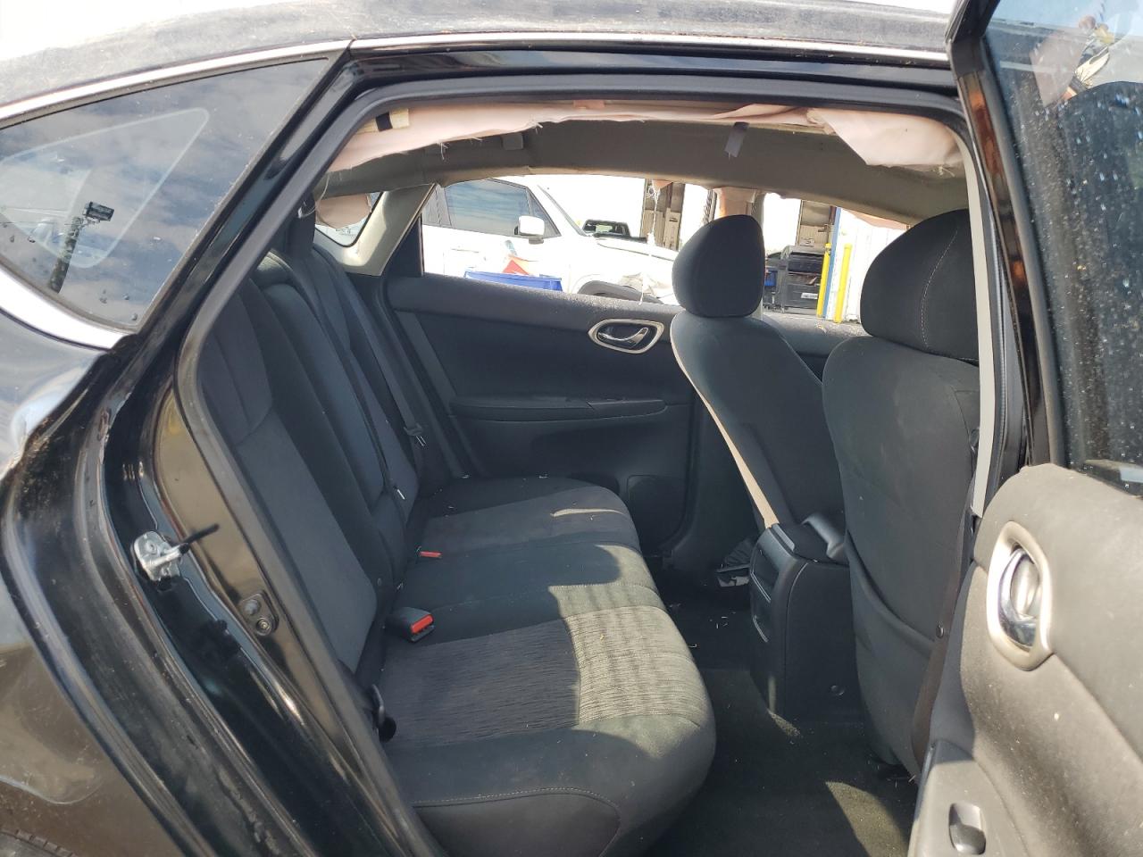 2015 Nissan Sentra S VIN: 3N1AB7AP4FL661564 Lot: 80936155