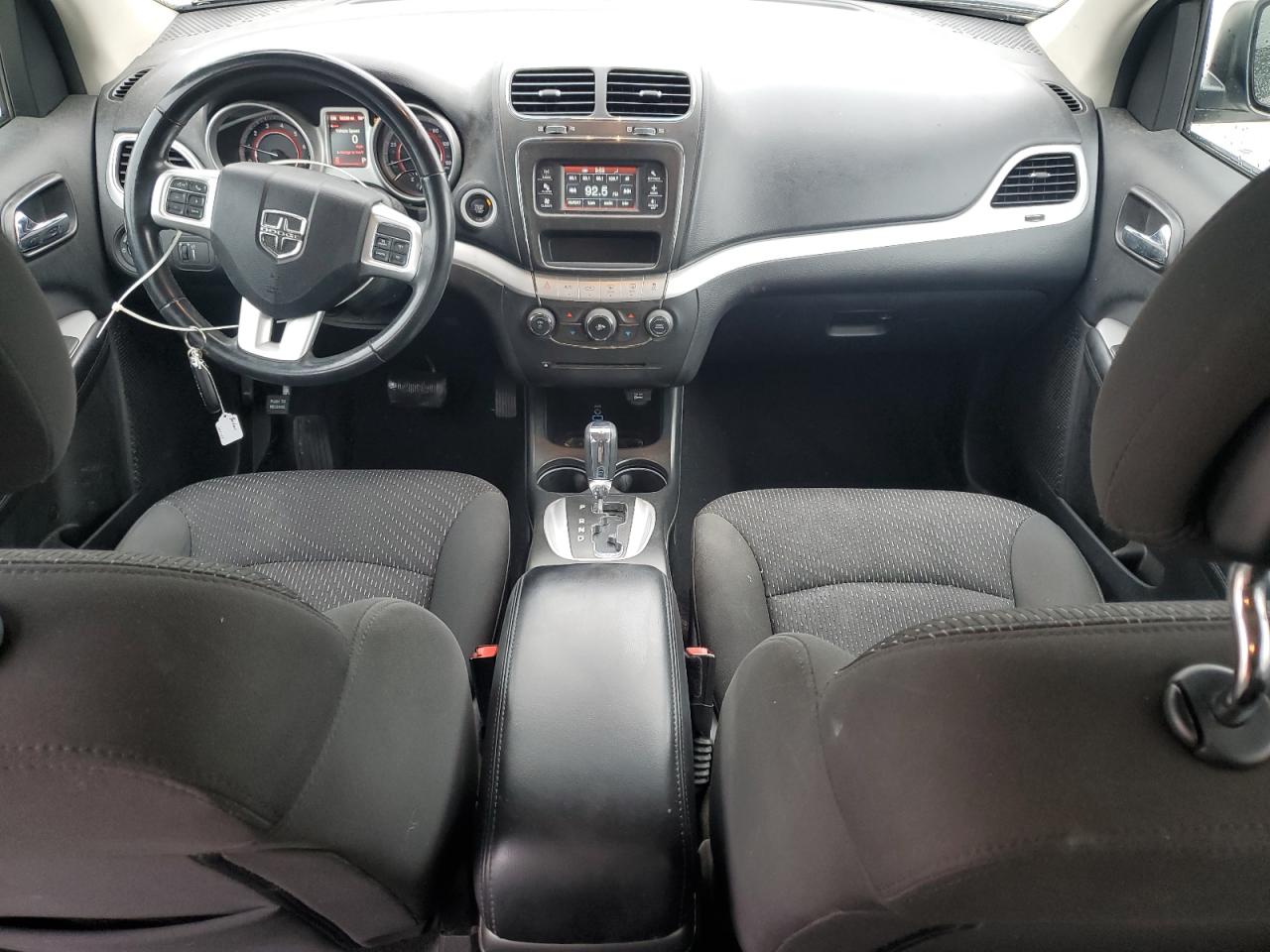 2018 Dodge Journey Se VIN: 3C4PDCAB2JT521617 Lot: 70940145