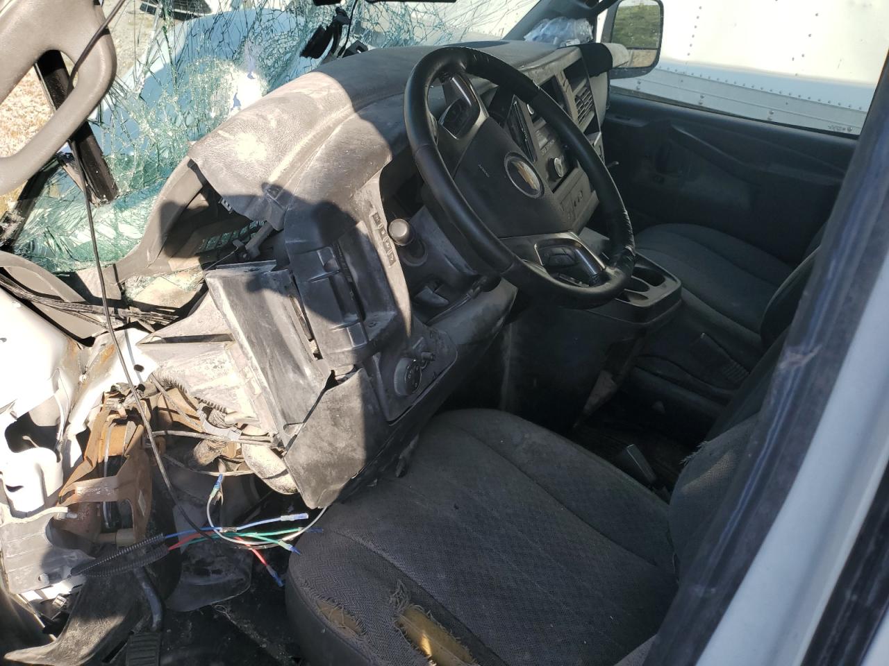 2019 Chevrolet Express G3500 VIN: 1GB0GRFGXK1356008 Lot: 81404845