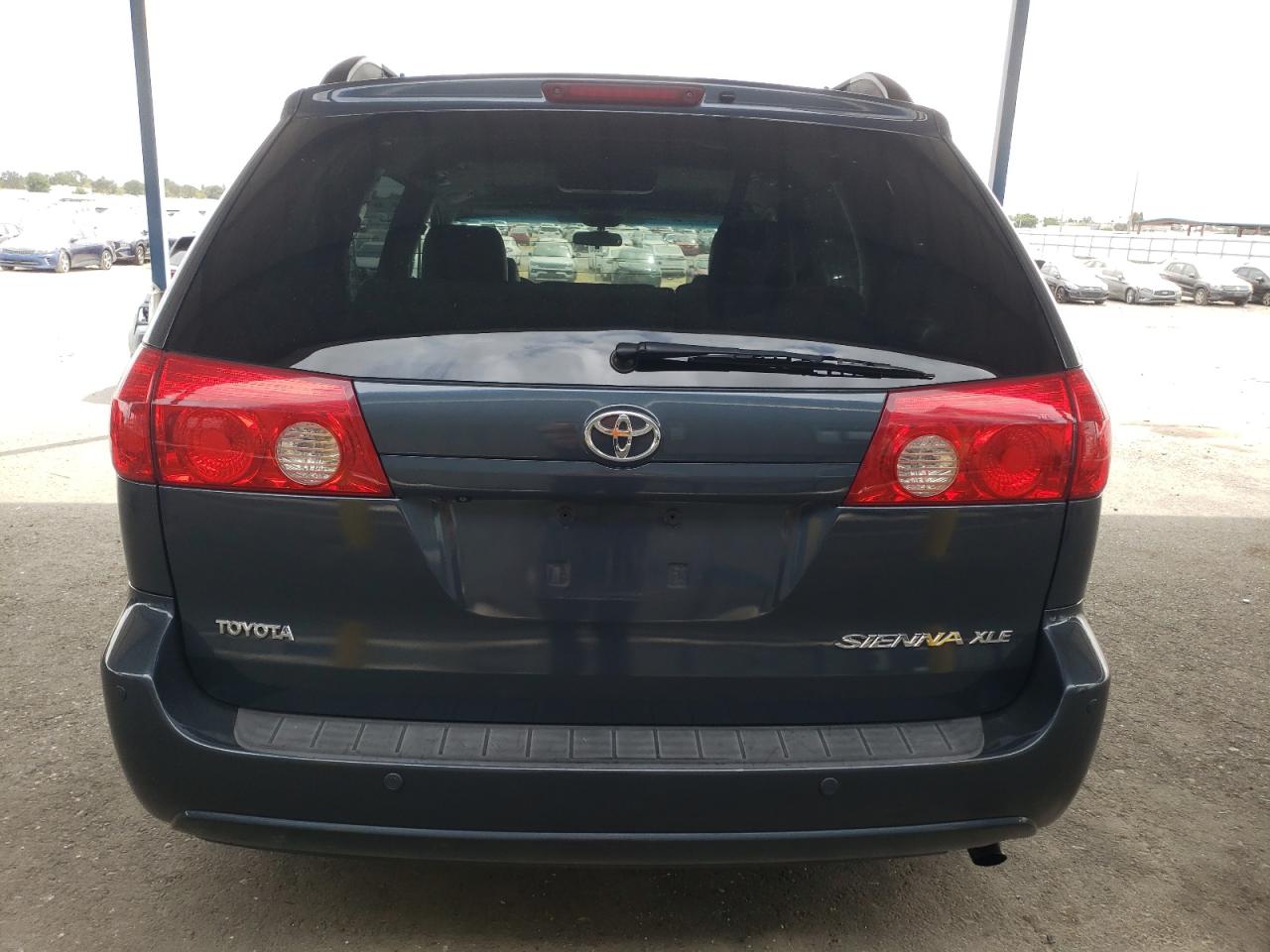 2008 Toyota Sienna Xle VIN: 5TDZK22CX8S184957 Lot: 80167035