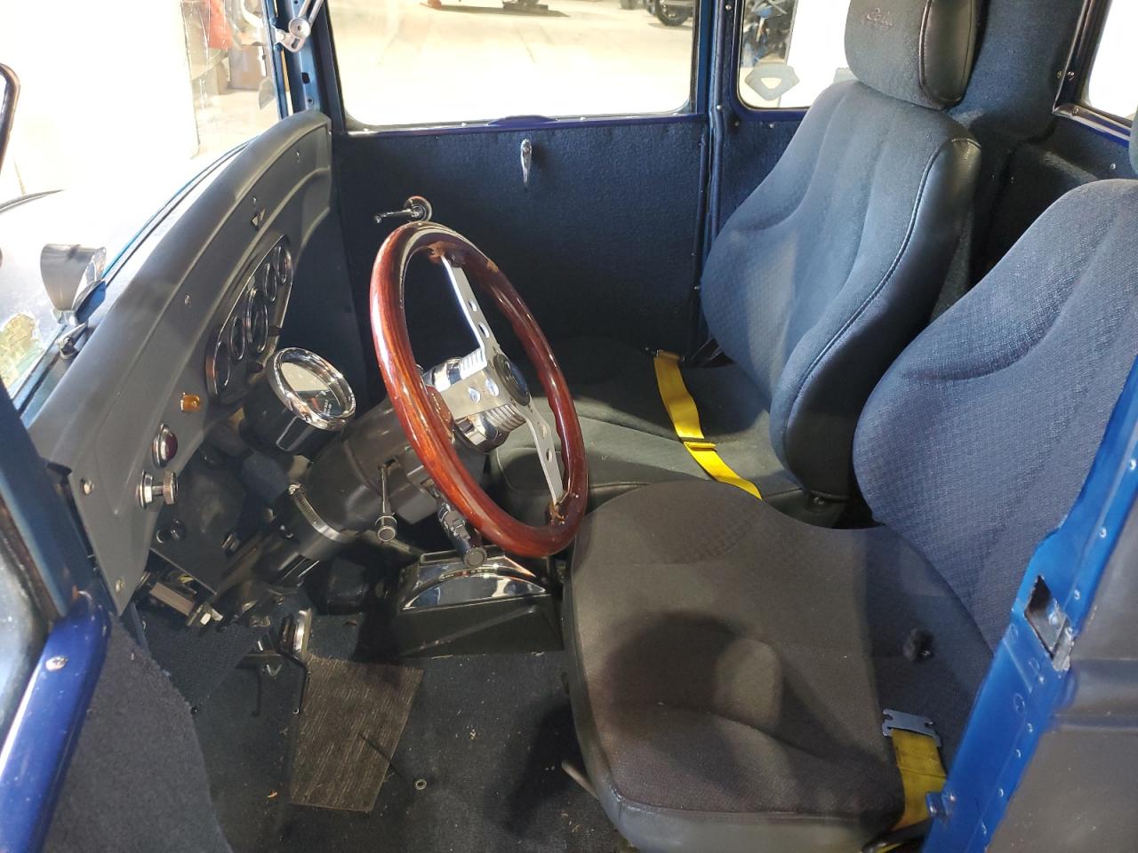 1930 Ford Coupe VIN: 243381 Lot: 71061475