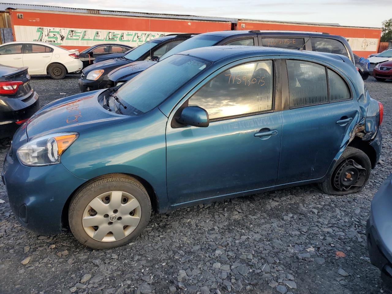 NISSAN MICRA 2017. Lot# 71593075. VIN 3N1CK3CP0HL245139. Photo 1