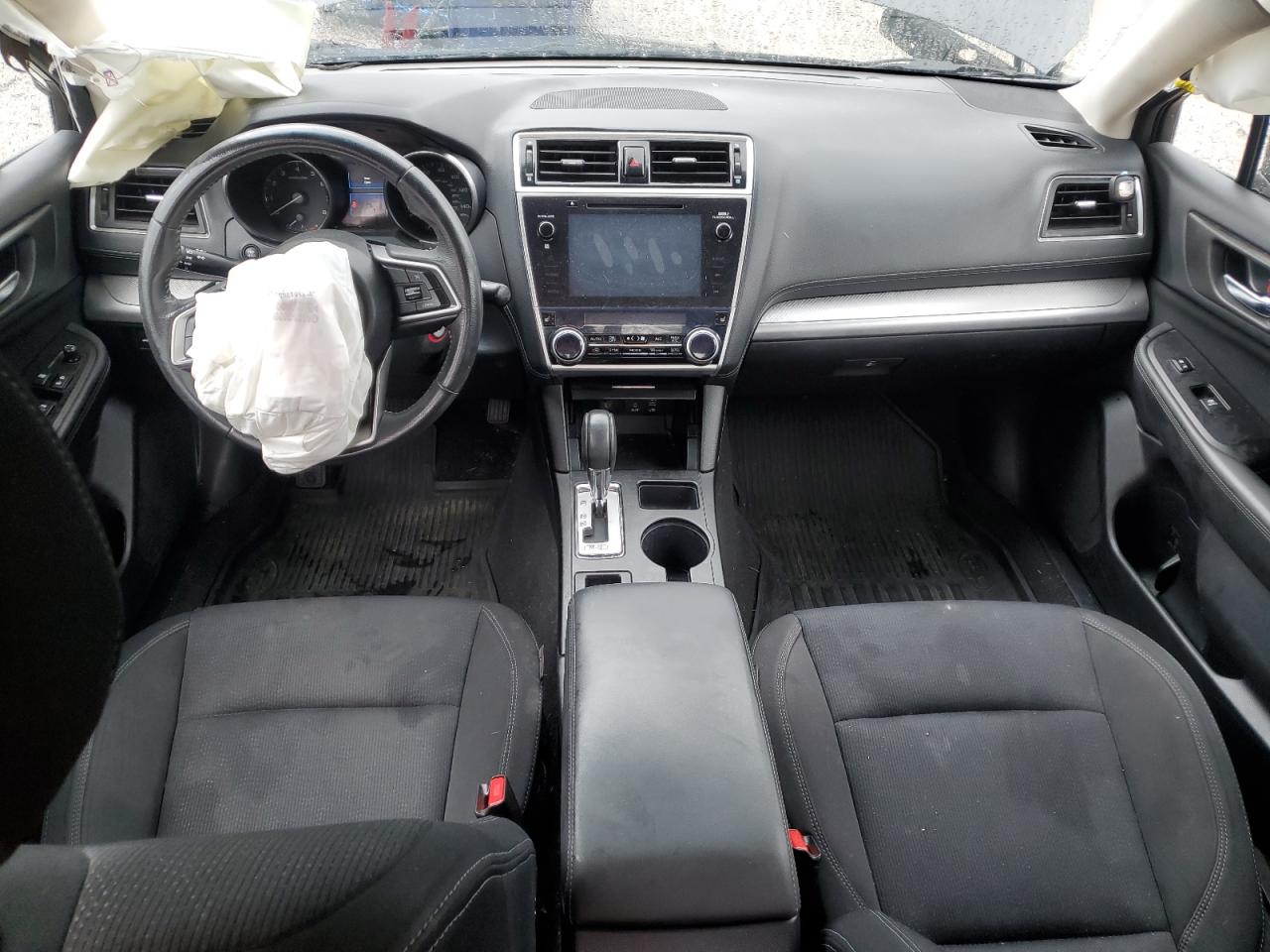 2018 Subaru Legacy 2.5I Premium VIN: 4S3BNAC63J3032487 Lot: 82118385