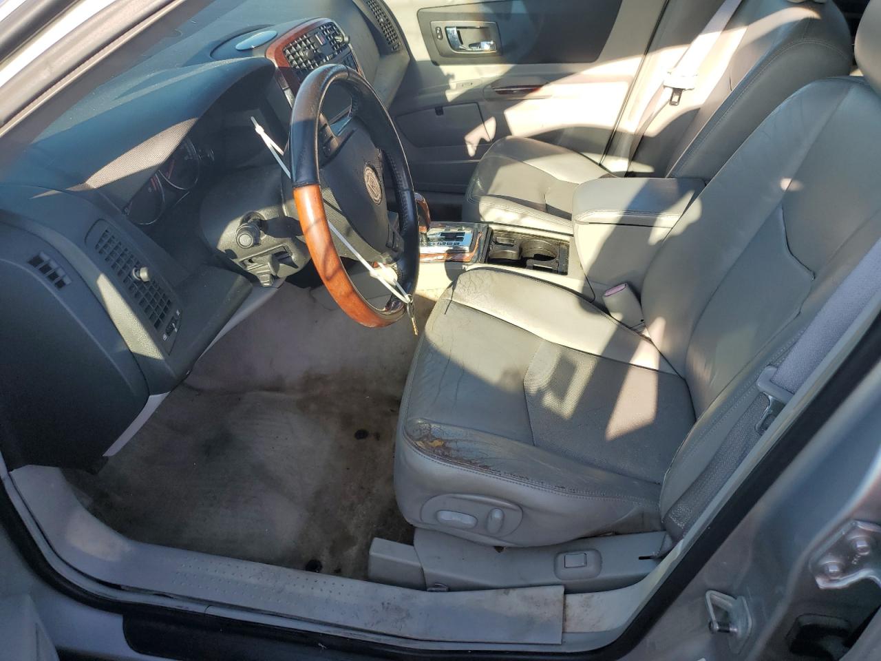 2006 Cadillac Srx VIN: 1GYEE637560157903 Lot: 71349755