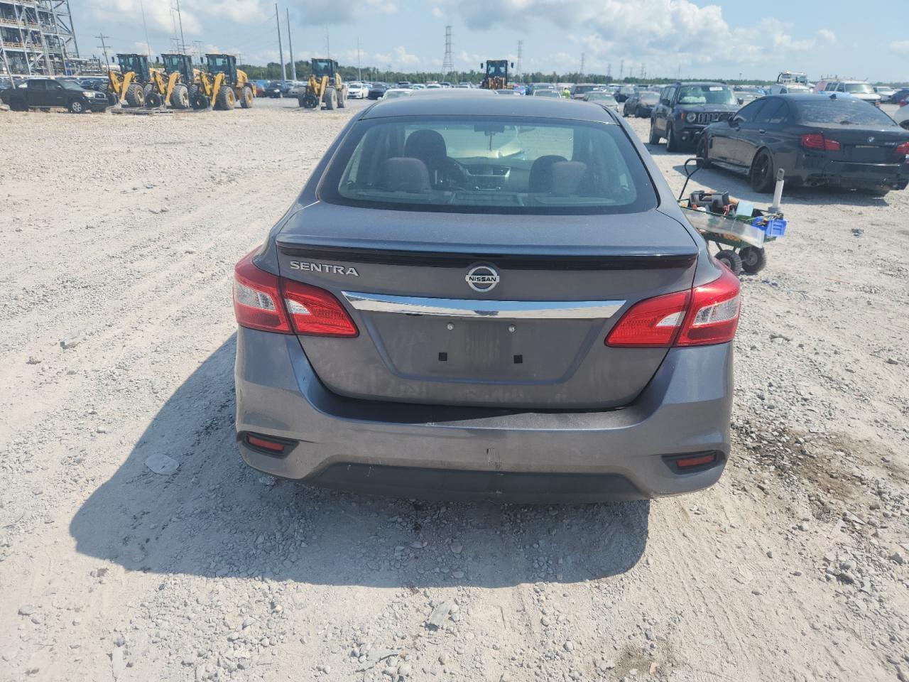 2018 Nissan Sentra S VIN: 3N1AB7AP8JY327310 Lot: 71313025