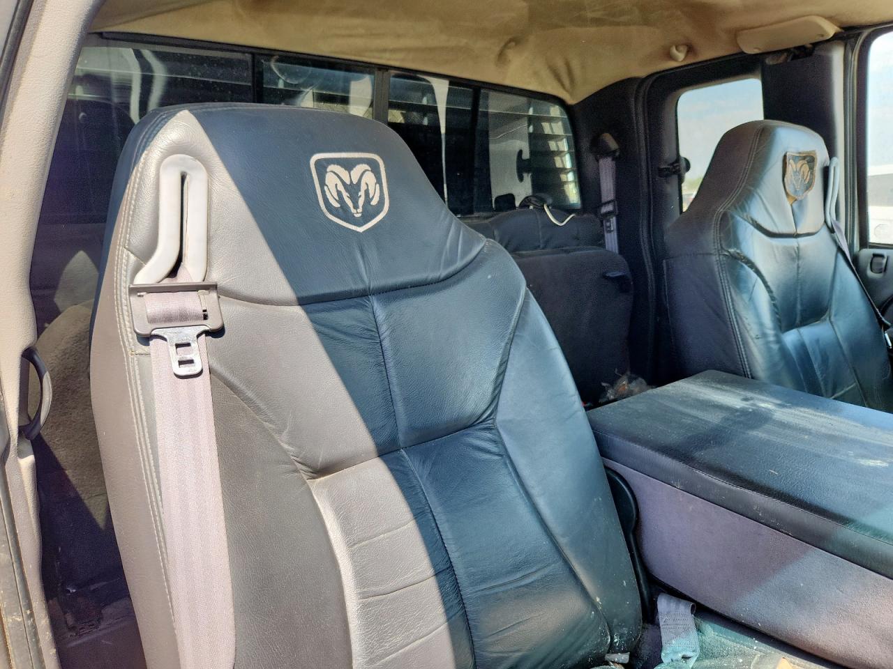 2001 Dodge Ram 2500 VIN: 1B7KC23631J543141 Lot: 84555325