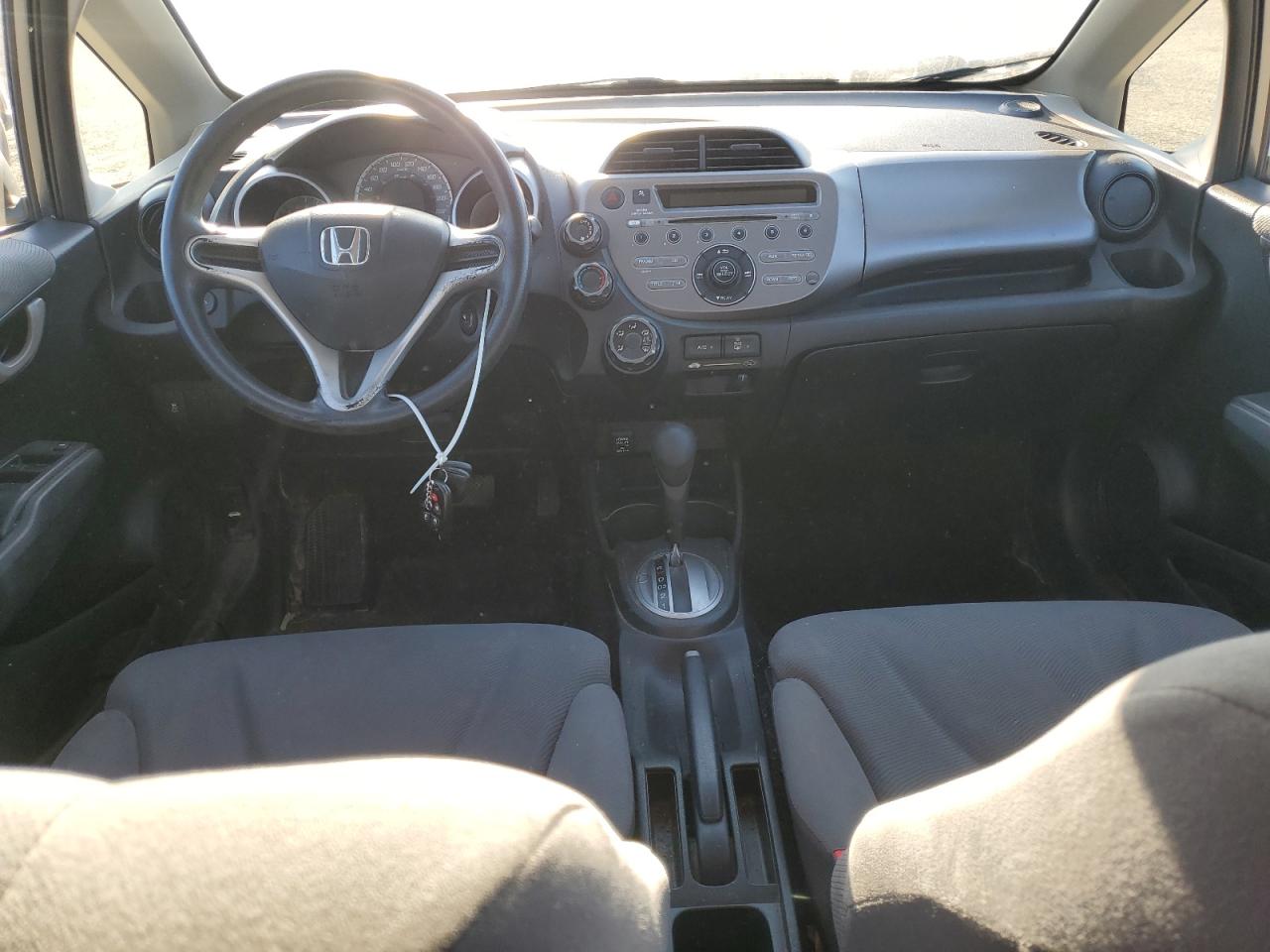 2013 Honda Fit Dx-A VIN: LUCGE8H3XD3004182 Lot: 84290895