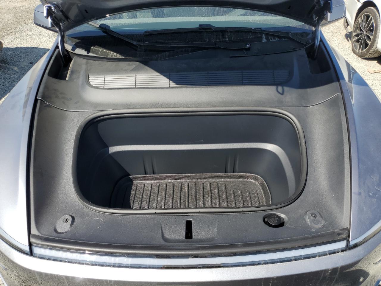 2026 Tesla Model Y VIN: 7SAYGDED8TA431046 Lot: 80709585