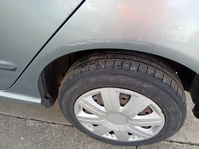 2005 SKODA FABIA AMBIENTE 12V HTP 