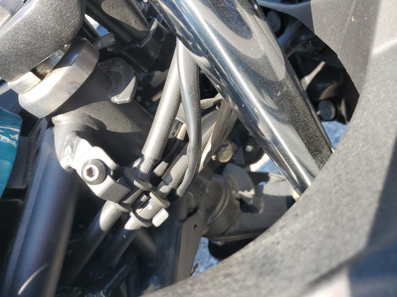 2021 Kawasaki Ex400 VIN: JKAEXKG11MDAA9602 Lot: 83863155