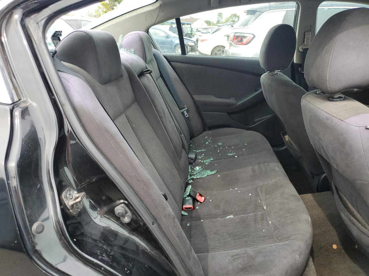 2010 Nissan Altima Base VIN: 1N4AL2AP4AN421815 Lot: 81837135