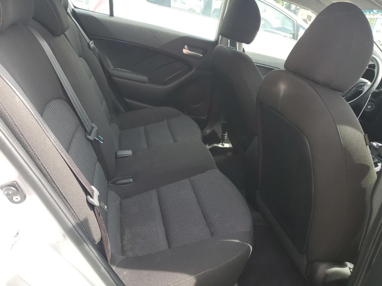 2017 Kia Forte Lx VIN: 3KPFK4A78HE101359 Lot: 80054355