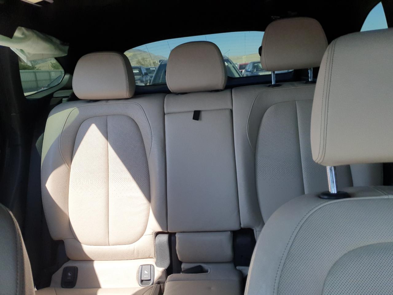 2016 BMW X1 xDrive28I VIN: WBXHT3C31GP889865 Lot: 70756375