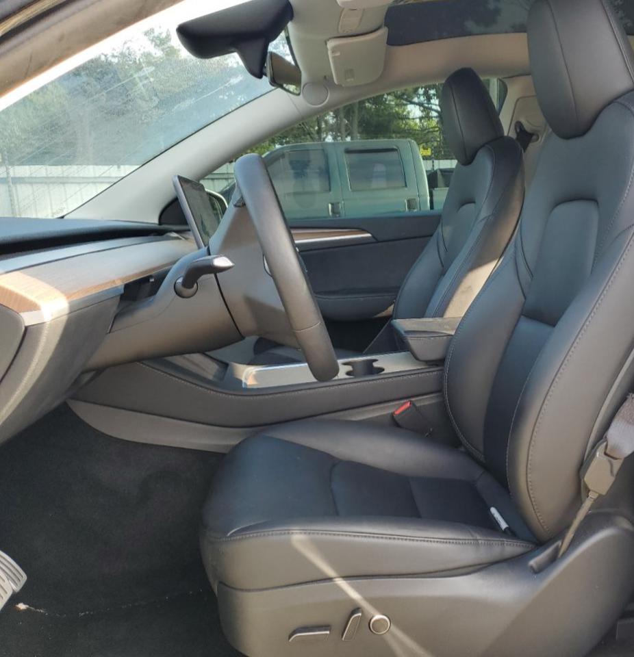 2023 Tesla Model Y VIN: 7SAYGDEF3PF940472 Lot: 81728045