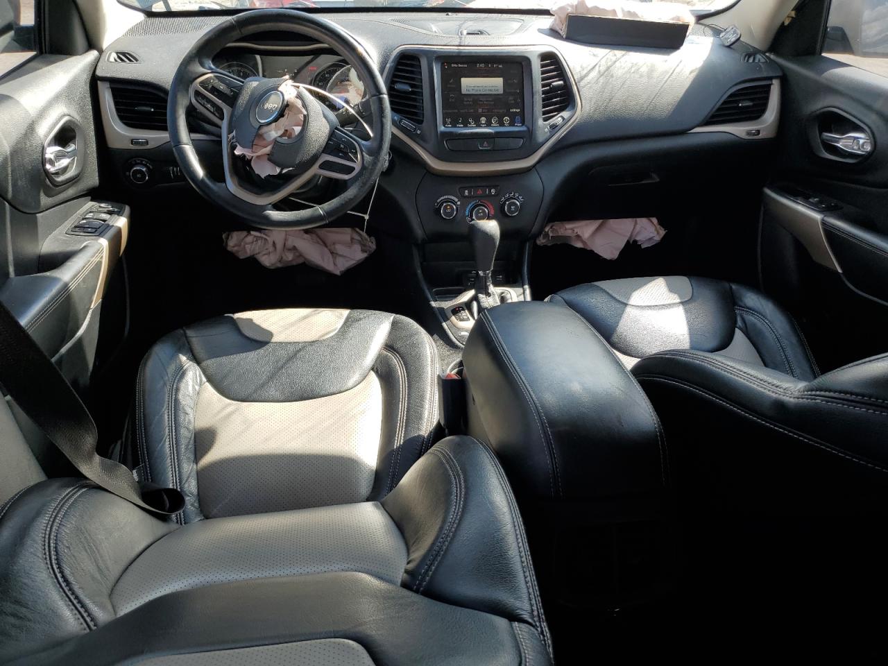 2018 Jeep Cherokee Latitude VIN: 1C4PJLCX6JD523846 Lot: 81834995