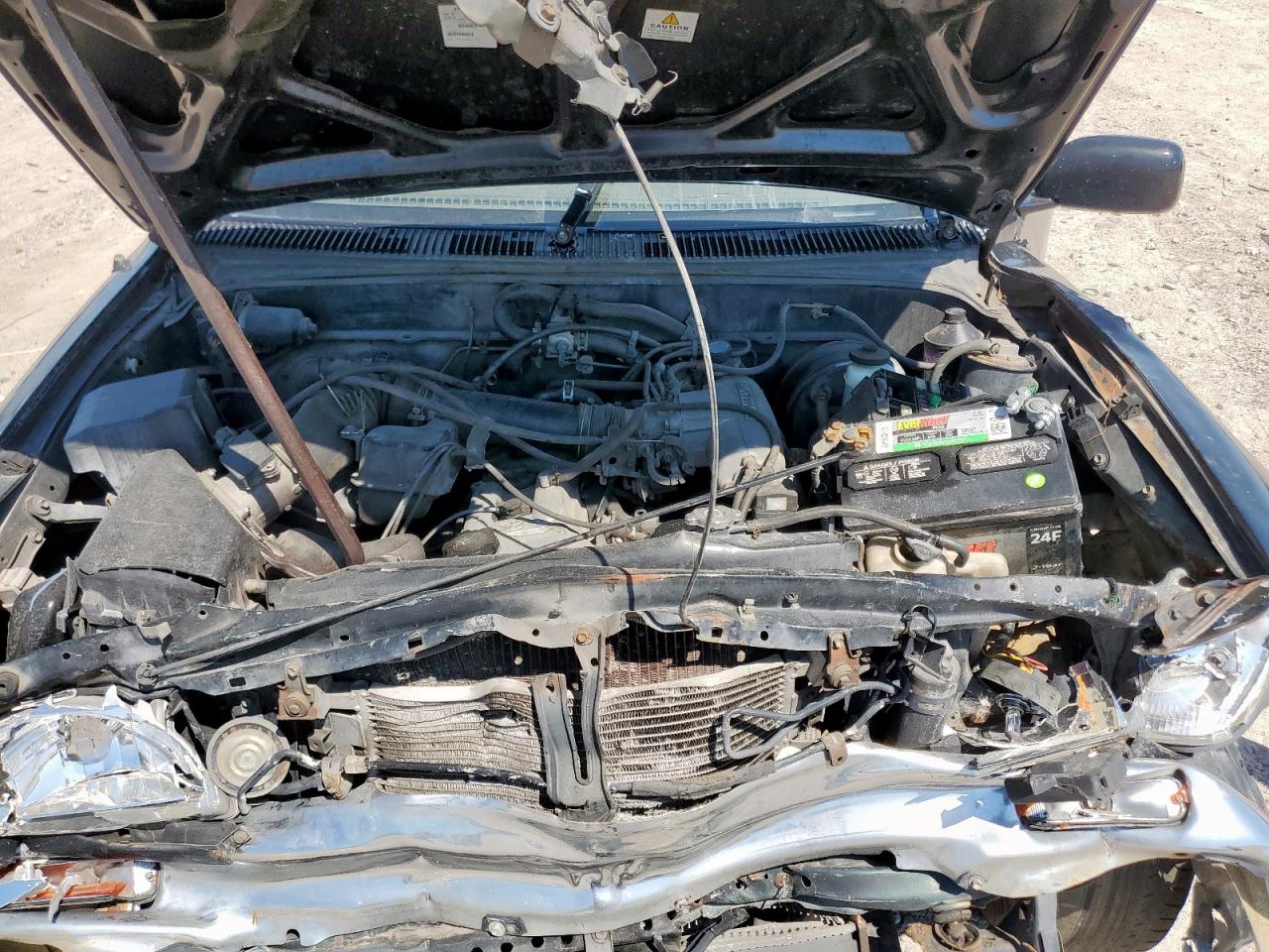 1997 Toyota Tacoma Xtracab VIN: 4TAVL52N6VZ319081 Lot: 71695955