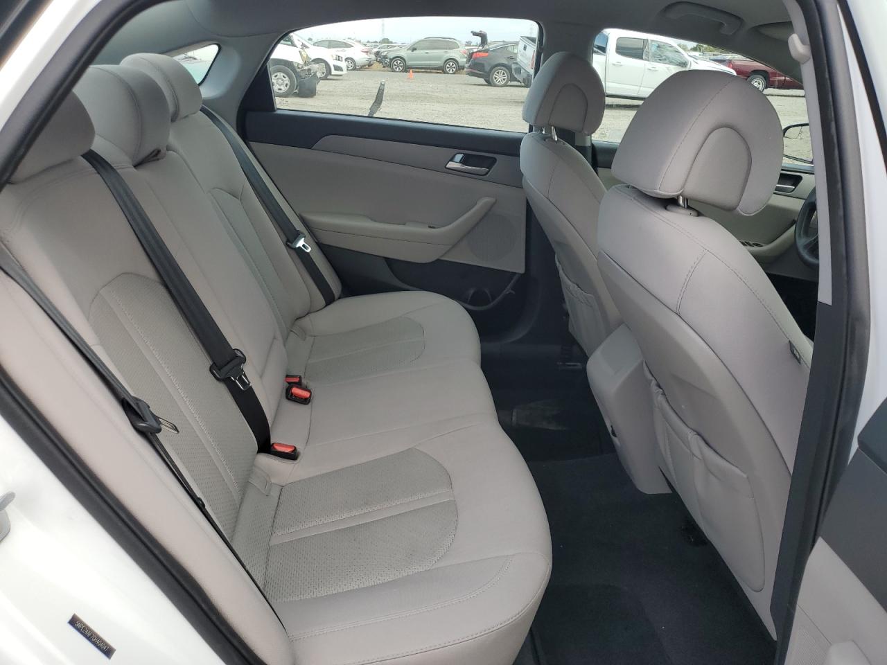 2016 Hyundai Sonata Se VIN: 5NPE24AF7GH404047 Lot: 83795225