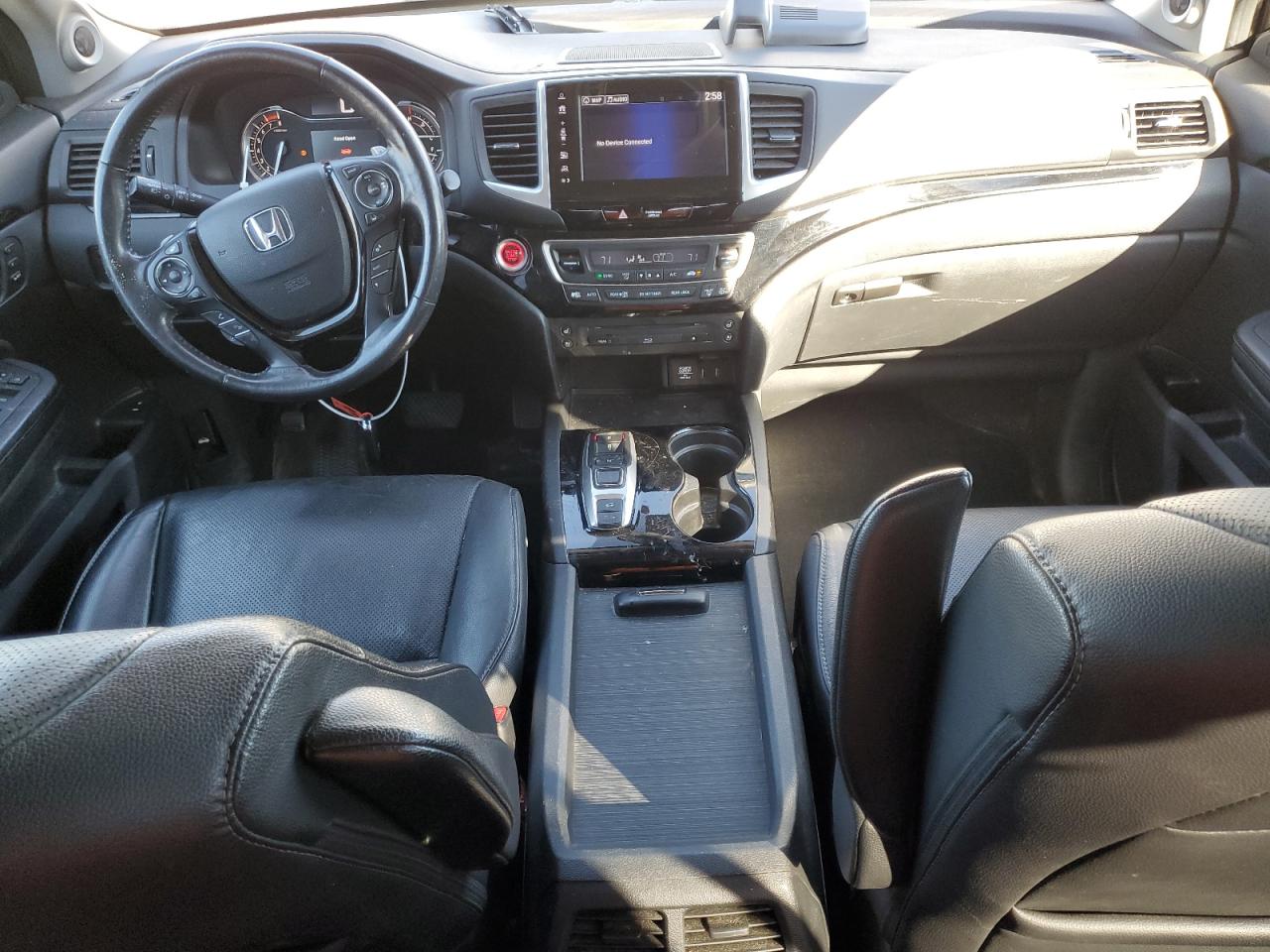 2017 Honda Pilot Elite VIN: 5FNYF6H08HB028022 Lot: 84253805