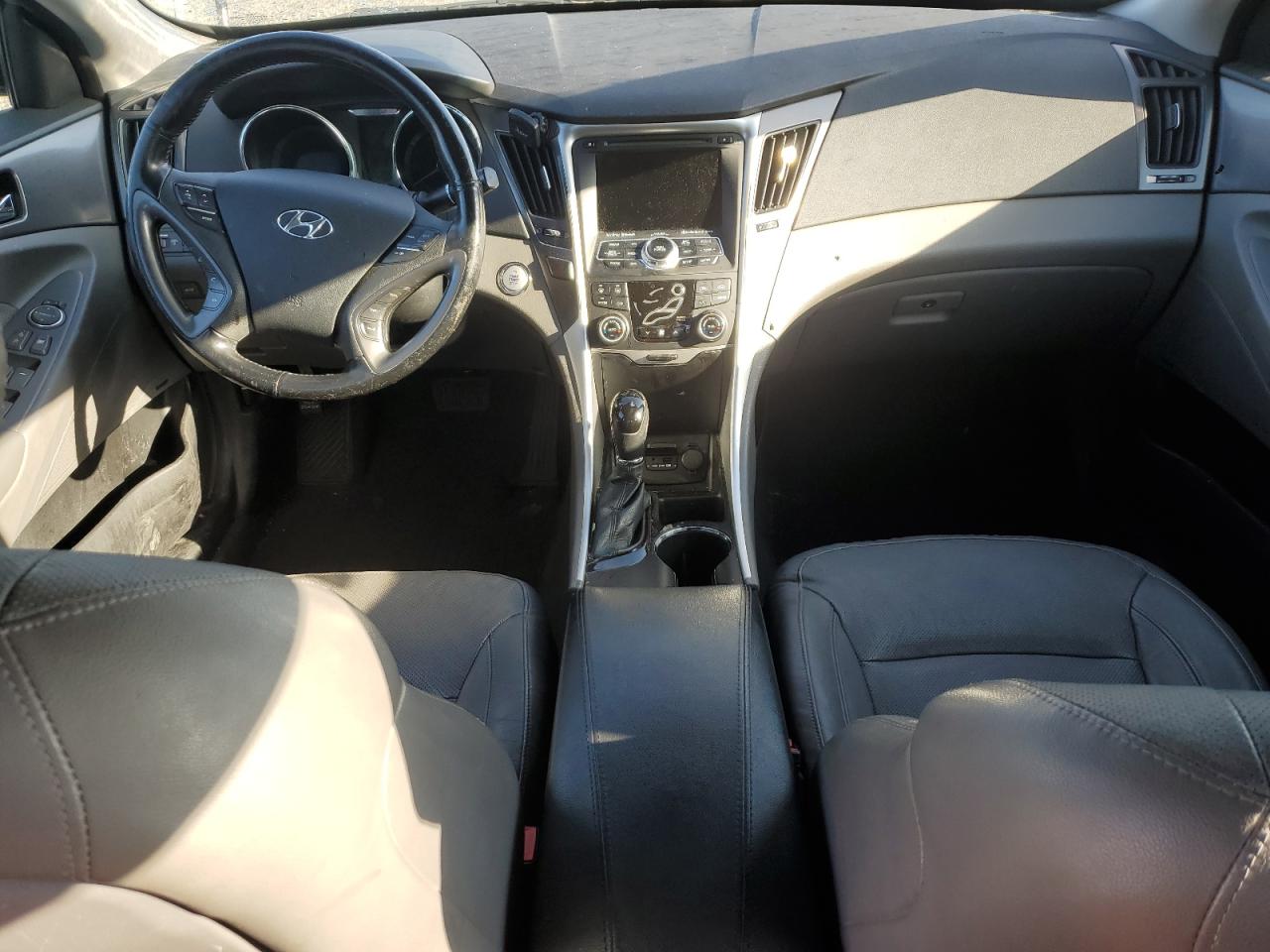 2013 Hyundai Sonata Hybrid VIN: KMHEC4A41DA077056 Lot: 80755985