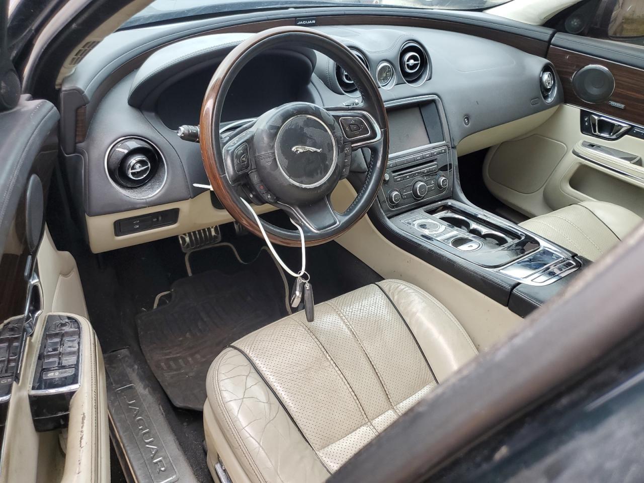 2015 Jaguar Xjl Portfolio VIN: SAJWJ2GD3F8V83459 Lot: 81664025