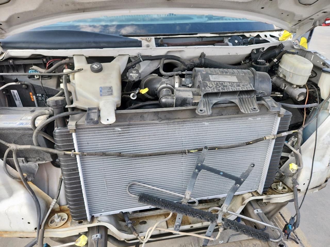 2017 Chevrolet Express G2500 VIN: 1GCWGAFF6H1127672 Lot: 81306485