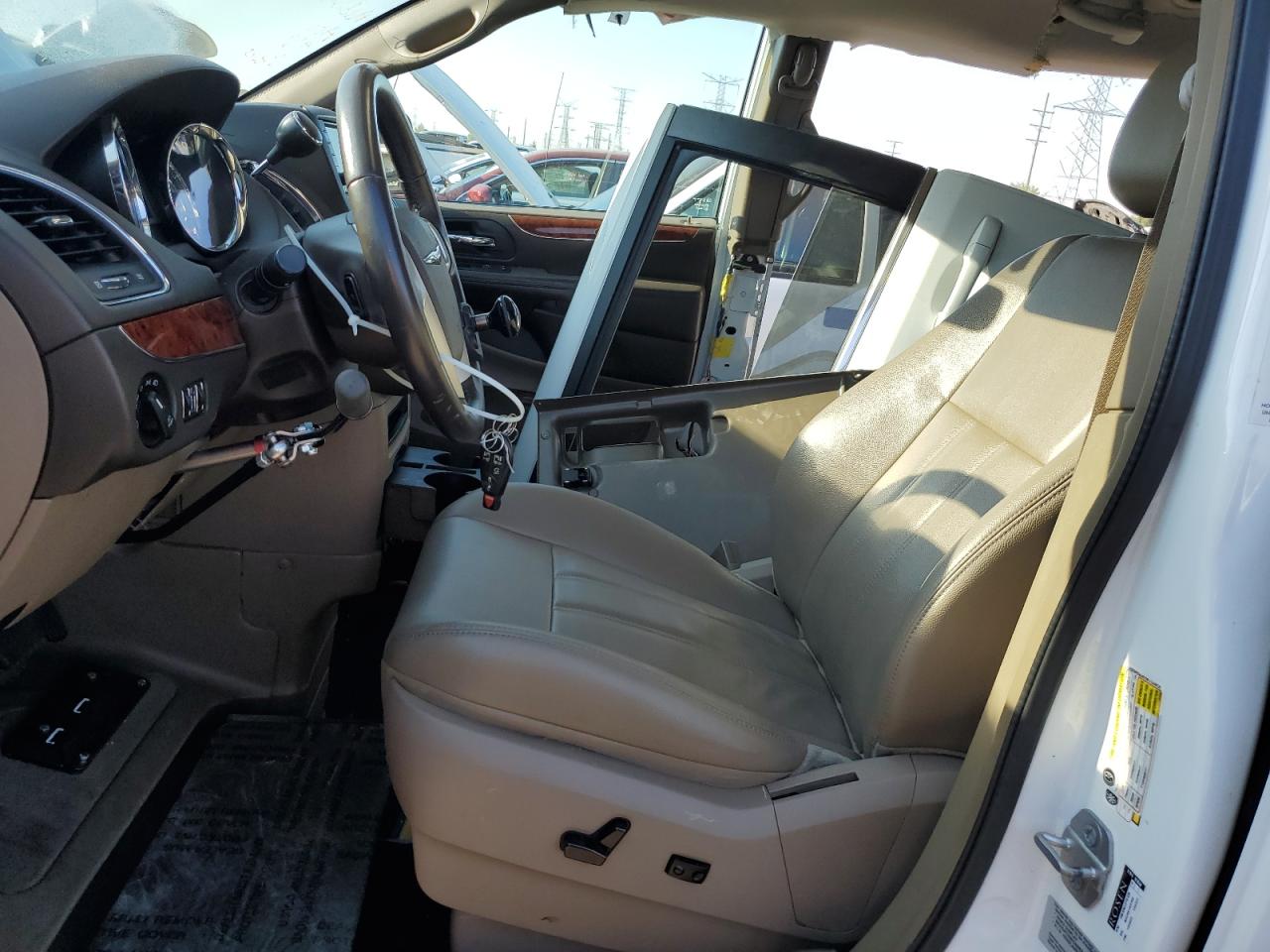 2015 Chrysler Town & Country Touring VIN: 2C4RC1BG3FR545204 Lot: 80913615