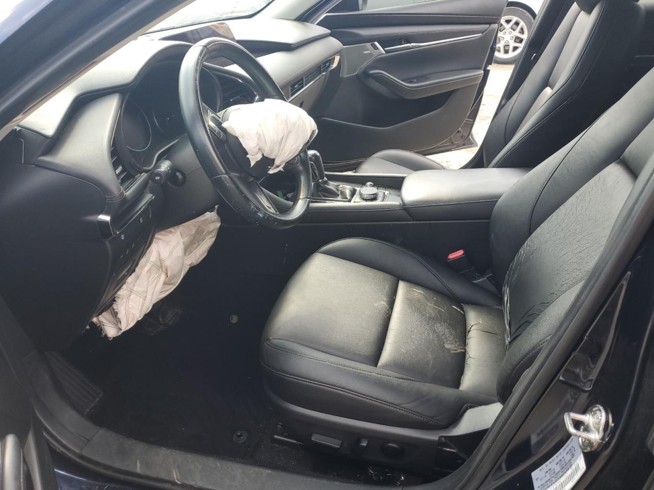 2019 Mazda 3 Preferred VIN: JM1BPBDM3K1115671 Lot: 81414485