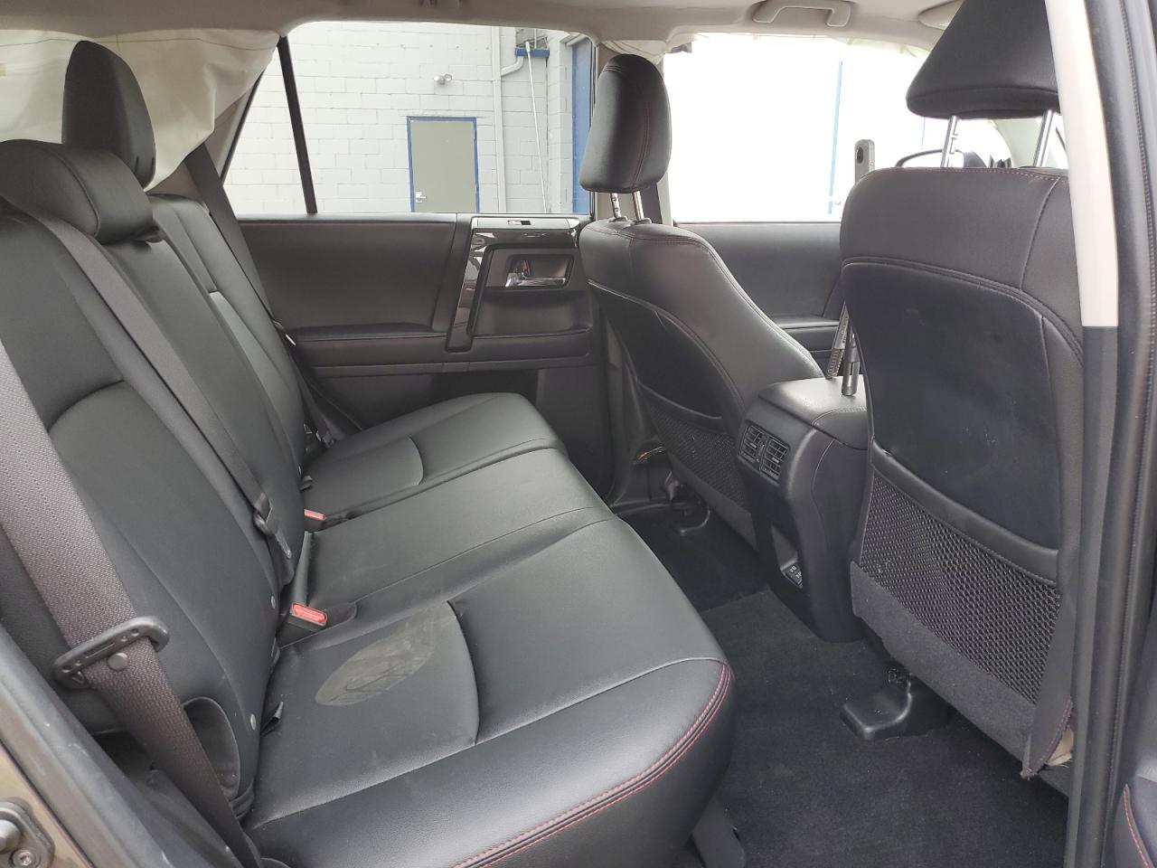 2022 Toyota 4Runner Sr5 Premium VIN: JTERU5JR3N6077631 Lot: 81207075