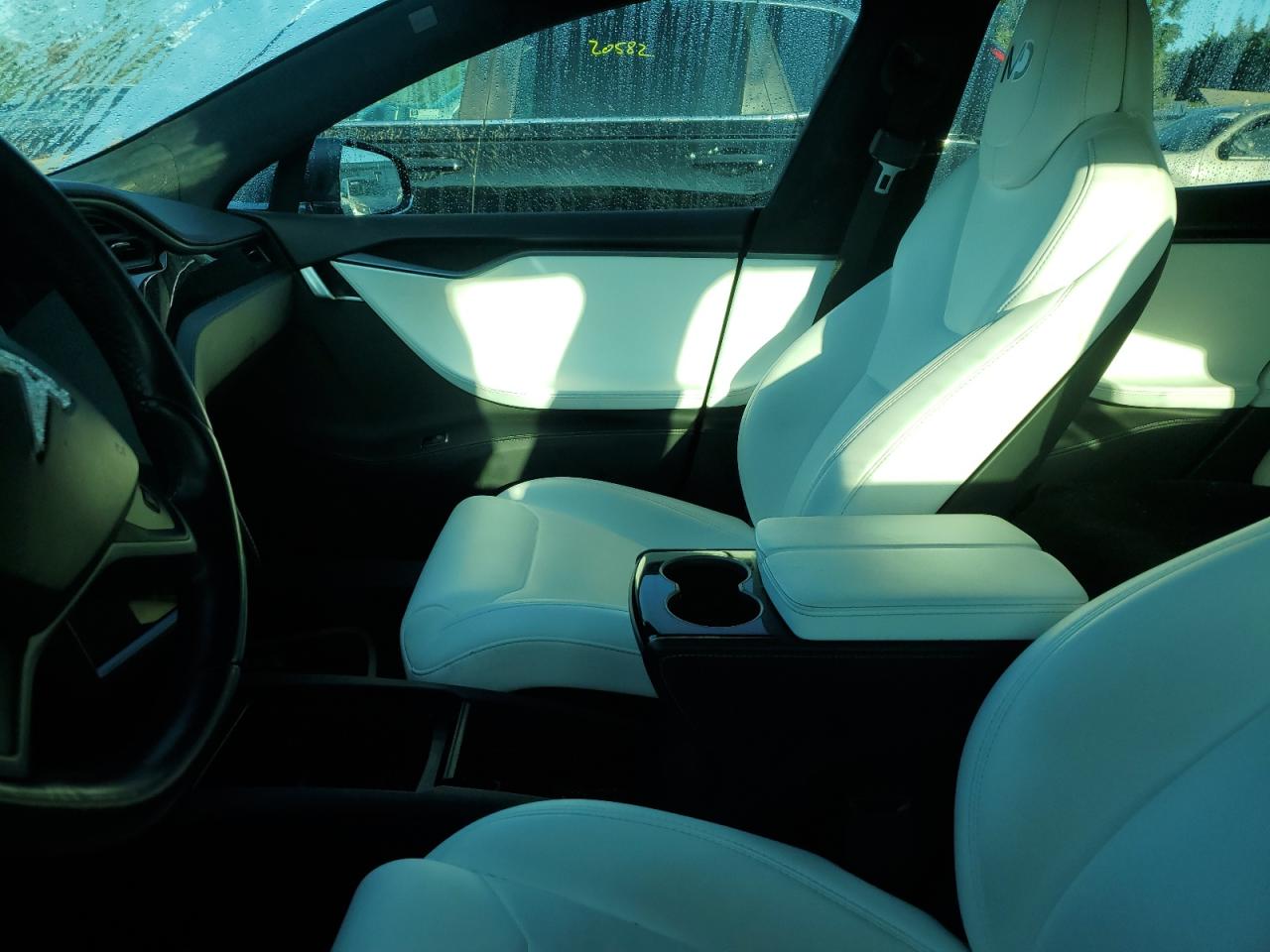 2018 Tesla Model S VIN: 5YJSA1E27JF265927 Lot: 81023155