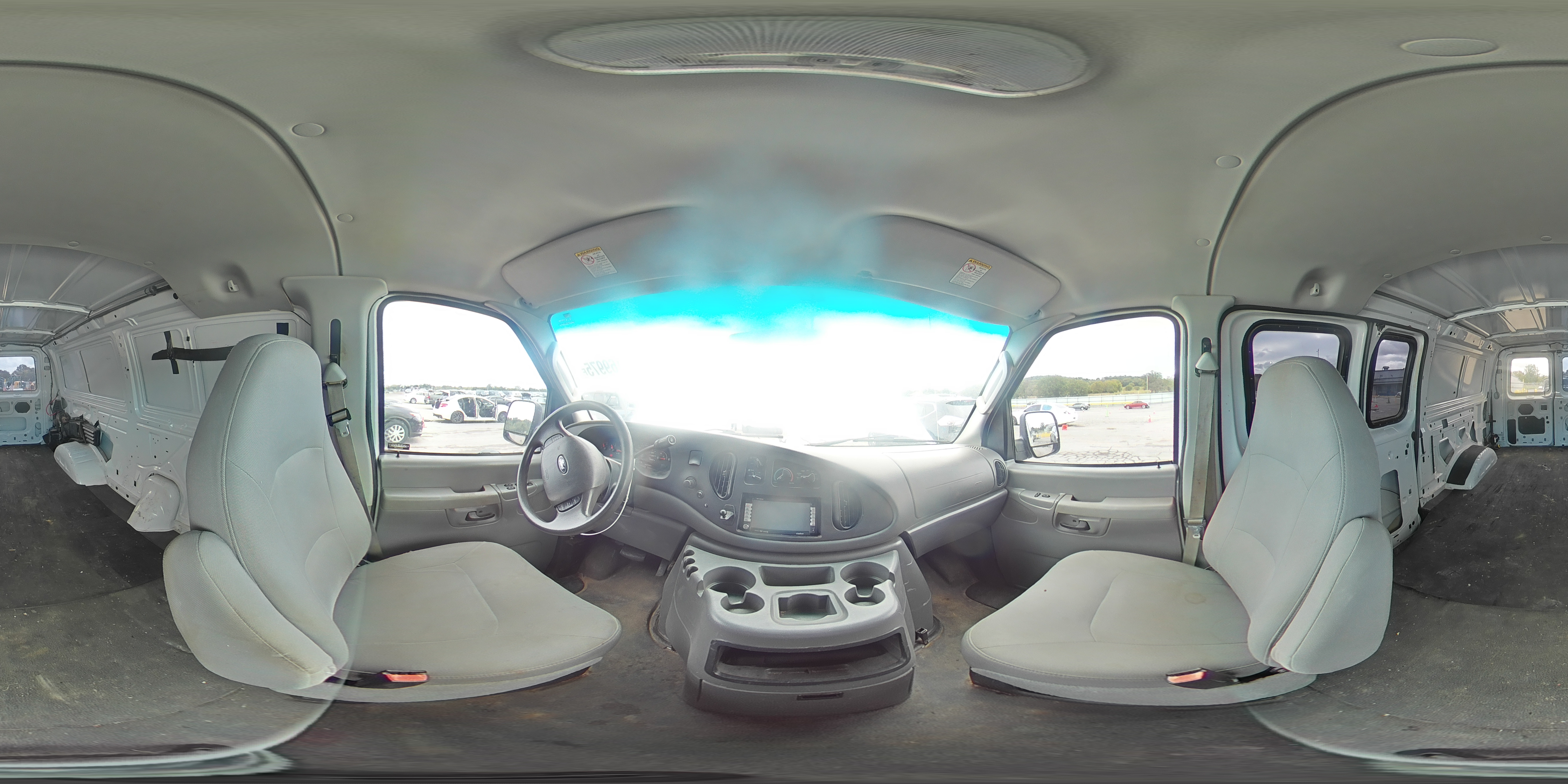 2005 Ford Econoline E250 Van VIN: 1FTNE24L15HA25022 Lot: 84169975