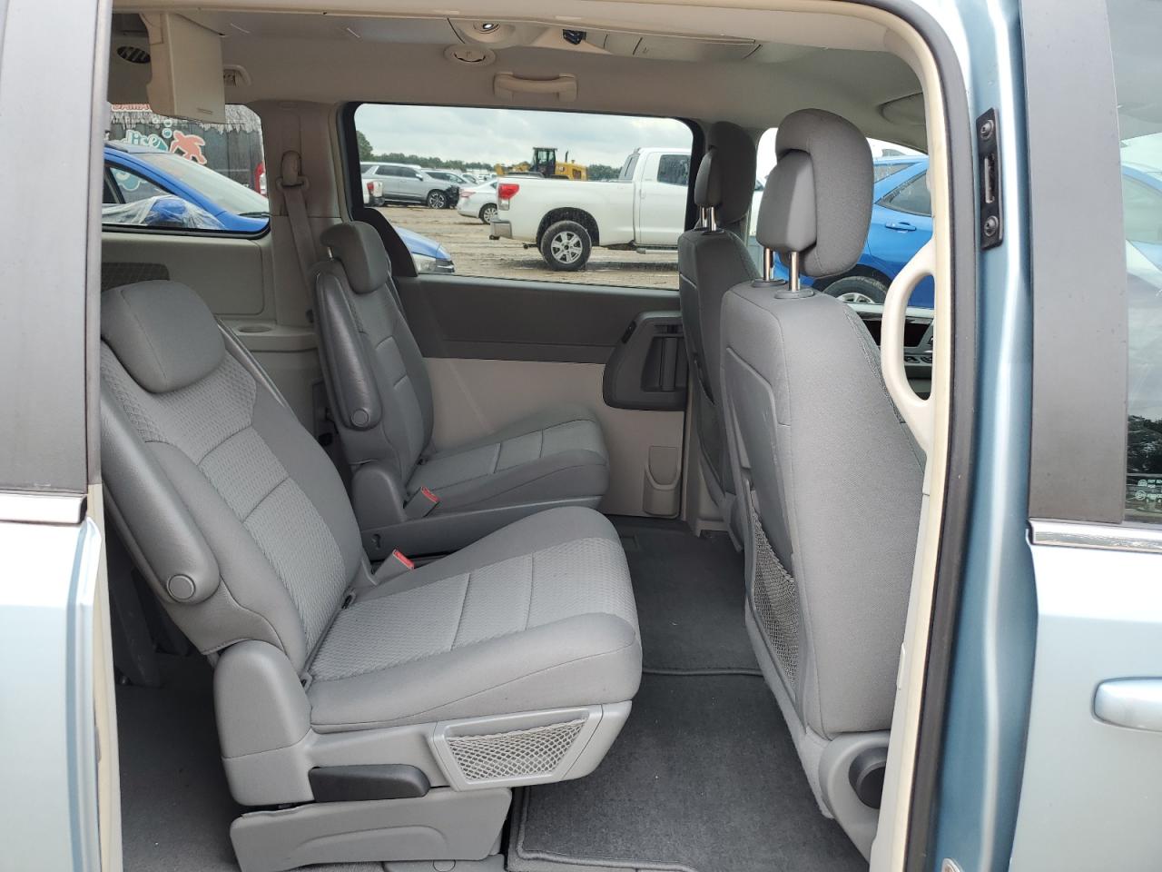 2010 Chrysler Town & Country Touring VIN: 2A4RR5D13AR369725 Lot: 81735765