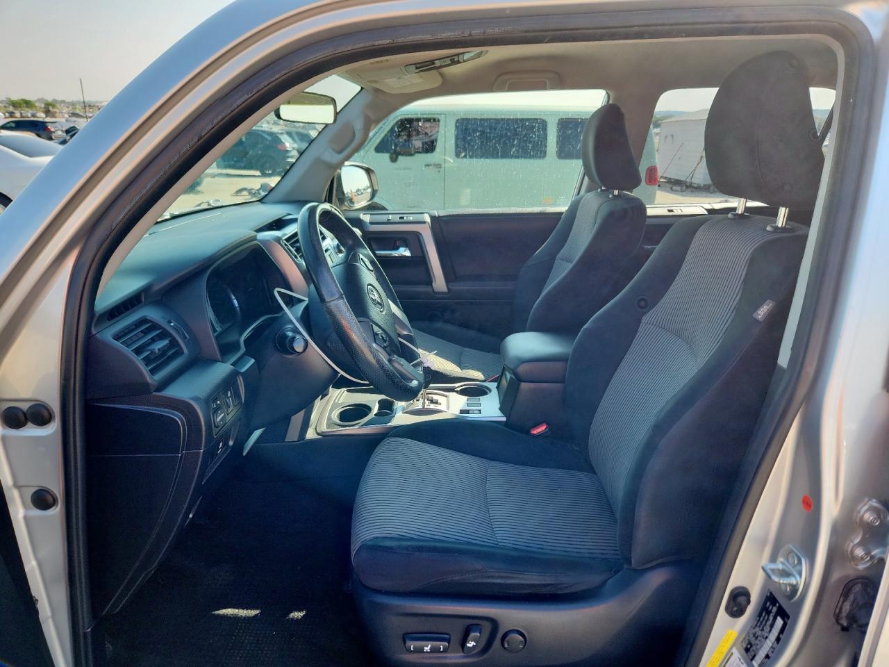 2015 Toyota 4Runner Sr5 VIN: JTEZU5JR7F5084833 Lot: 80784225