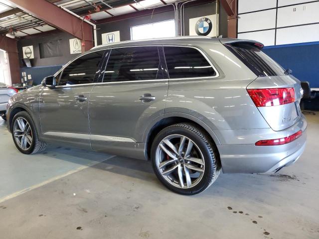 Паркетники AUDI Q7 2017 Серый