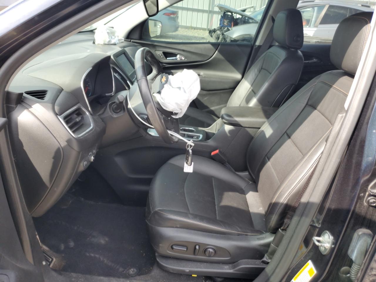 2020 Chevrolet Equinox Lt VIN: 2GNAXKEV1L6235560 Lot: 71205935