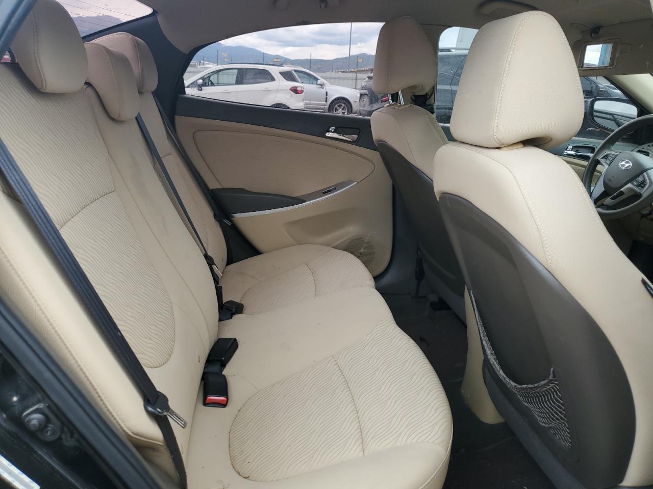 2013 Hyundai Accent Gls VIN: KMHCU4AE3DU380657 Lot: 81060905