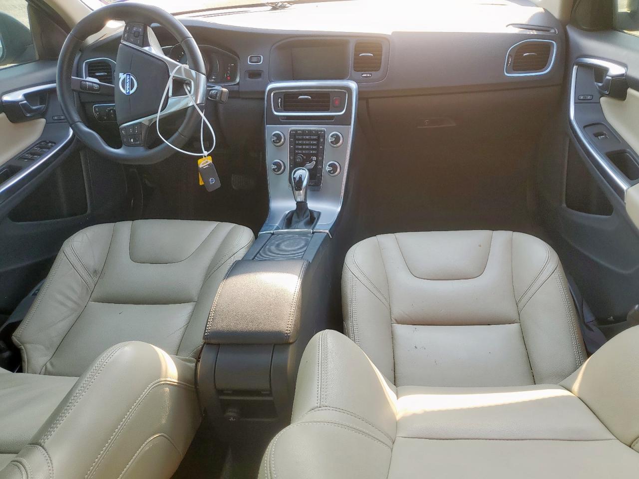 2017 Volvo S60 VIN: YV126MFL2H2424113 Lot: 84230045