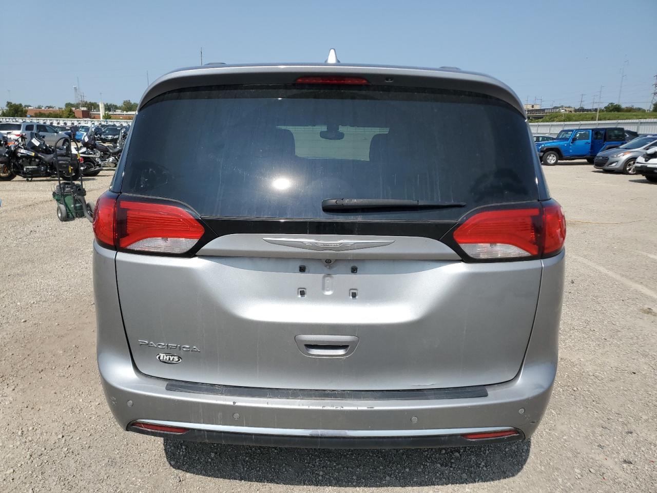2017 Chrysler Pacifica Touring L Plus VIN: 2C4RC1EG4HR594054 Lot: 71465305