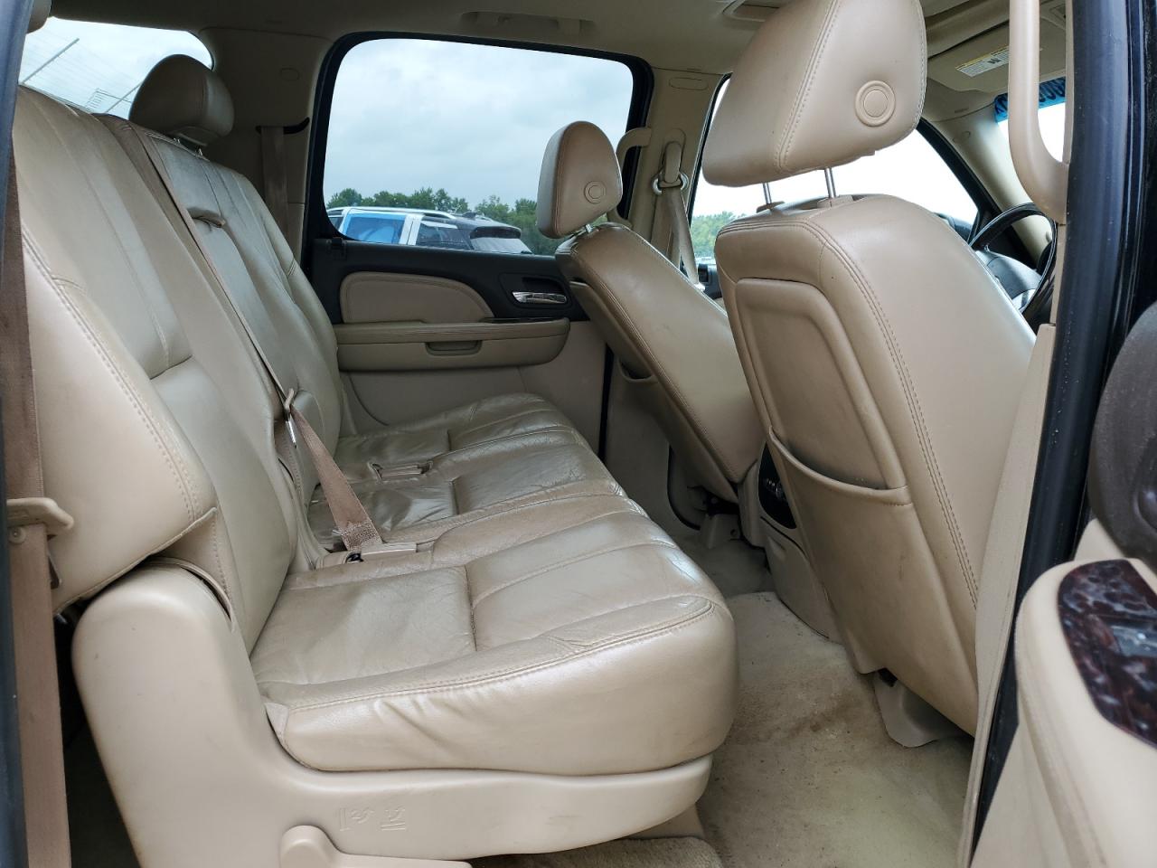 2007 GMC Yukon Xl Denali VIN: 1GKFK66857J311291 Lot: 84000925