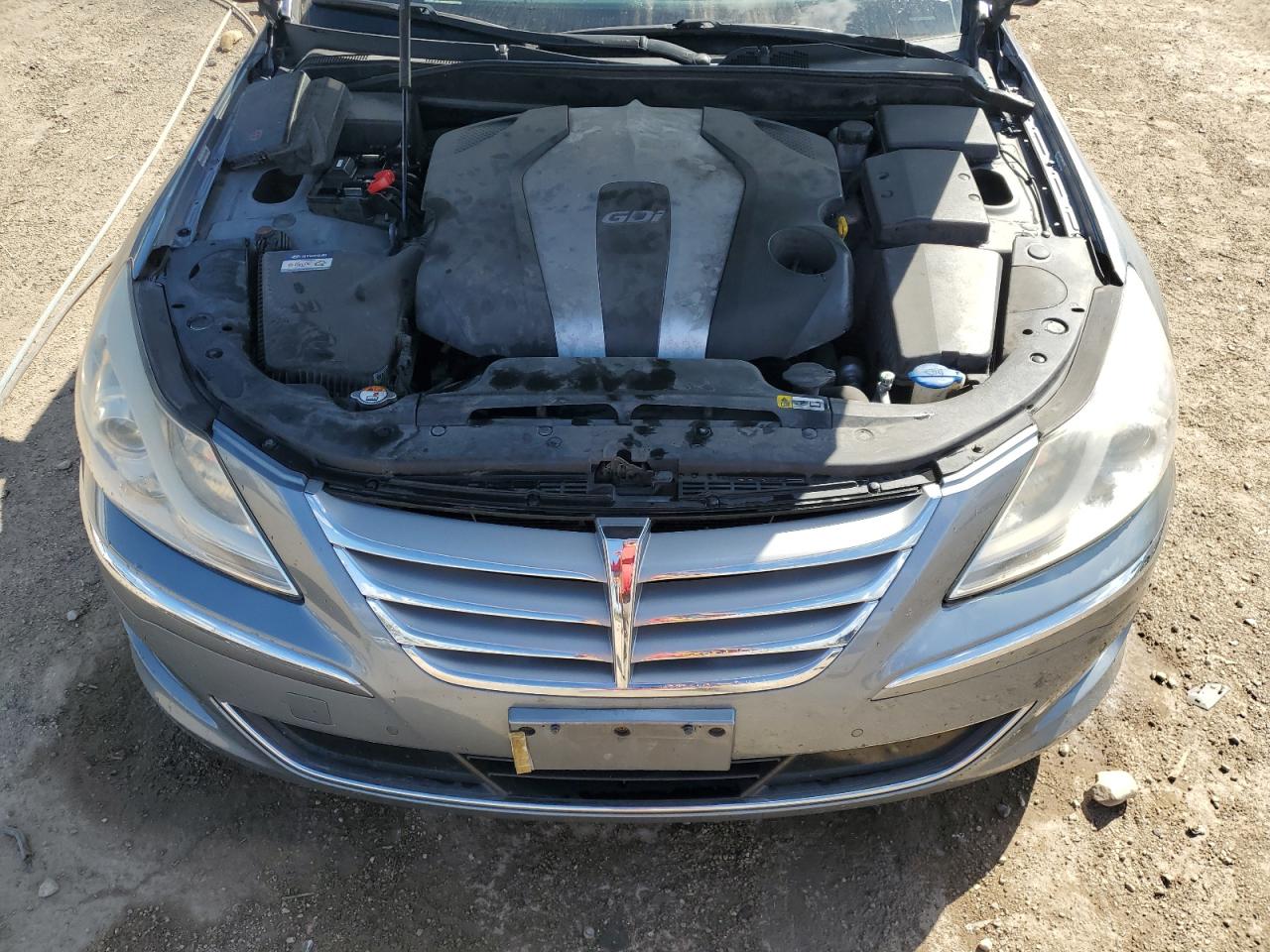 2014 Hyundai Genesis 3.8L VIN: KMHGC4DD4EU262156 Lot: 80200915