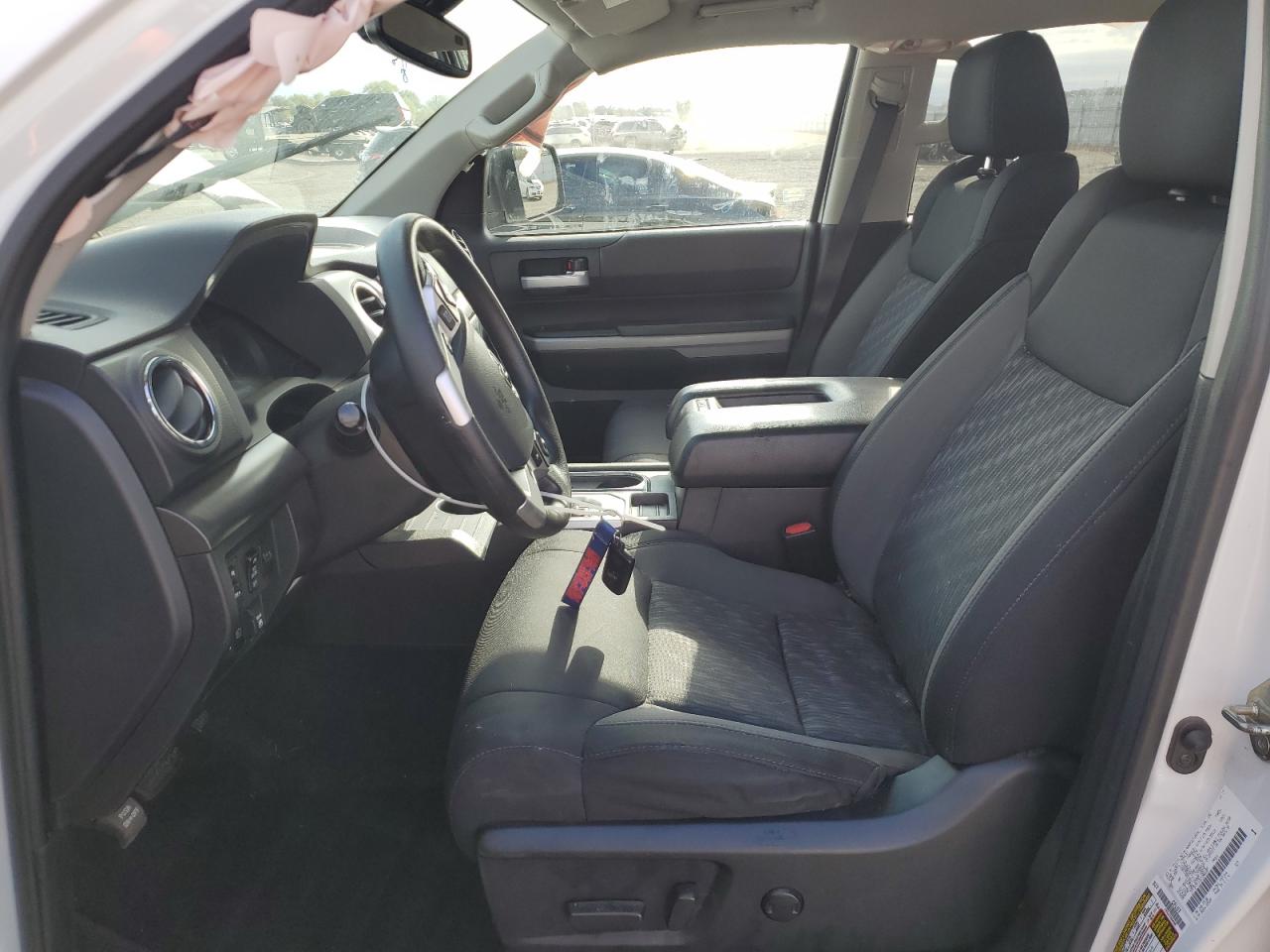 2020 Toyota Tundra Crewmax Sr5 VIN: 5TFDY5F13LX902287 Lot: 71431035