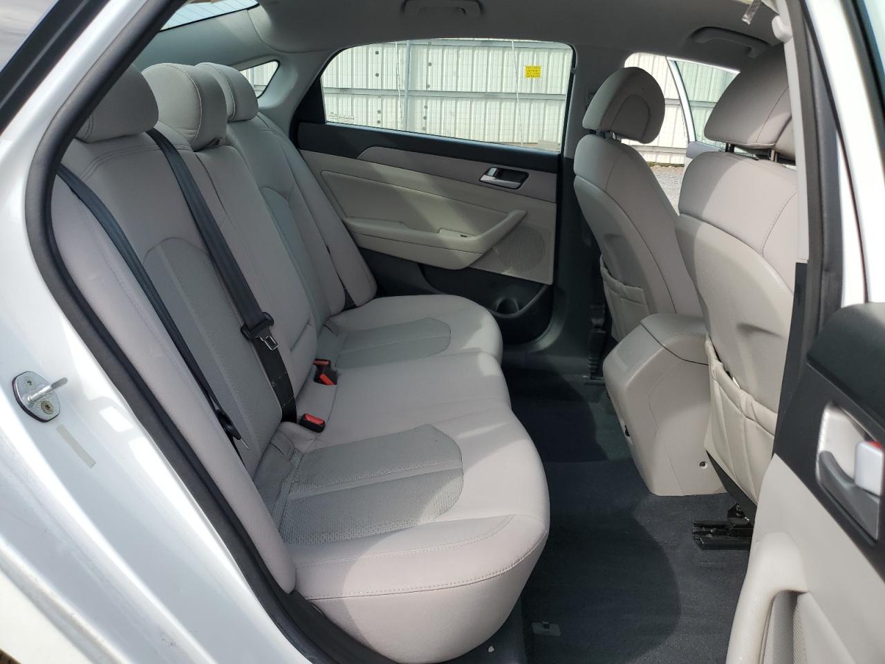 2015 Hyundai Sonata Se VIN: 5NPE24AF2FH030980 Lot: 80681795